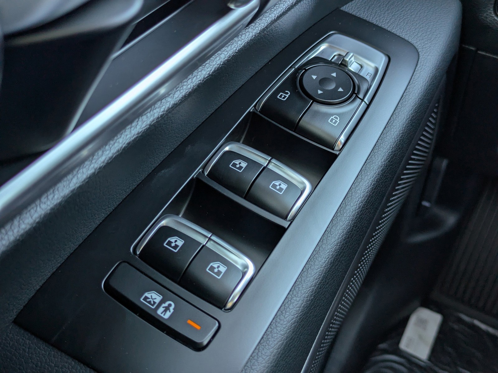 2025 Kia Telluride - Photo 30