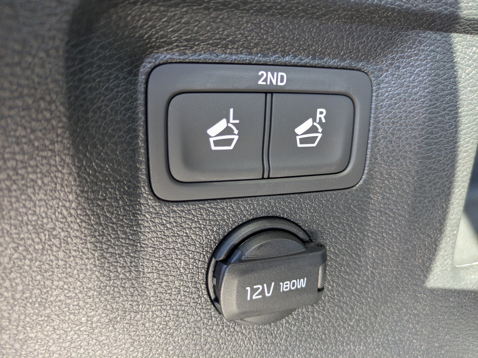 2025 Kia Telluride - Photo 15