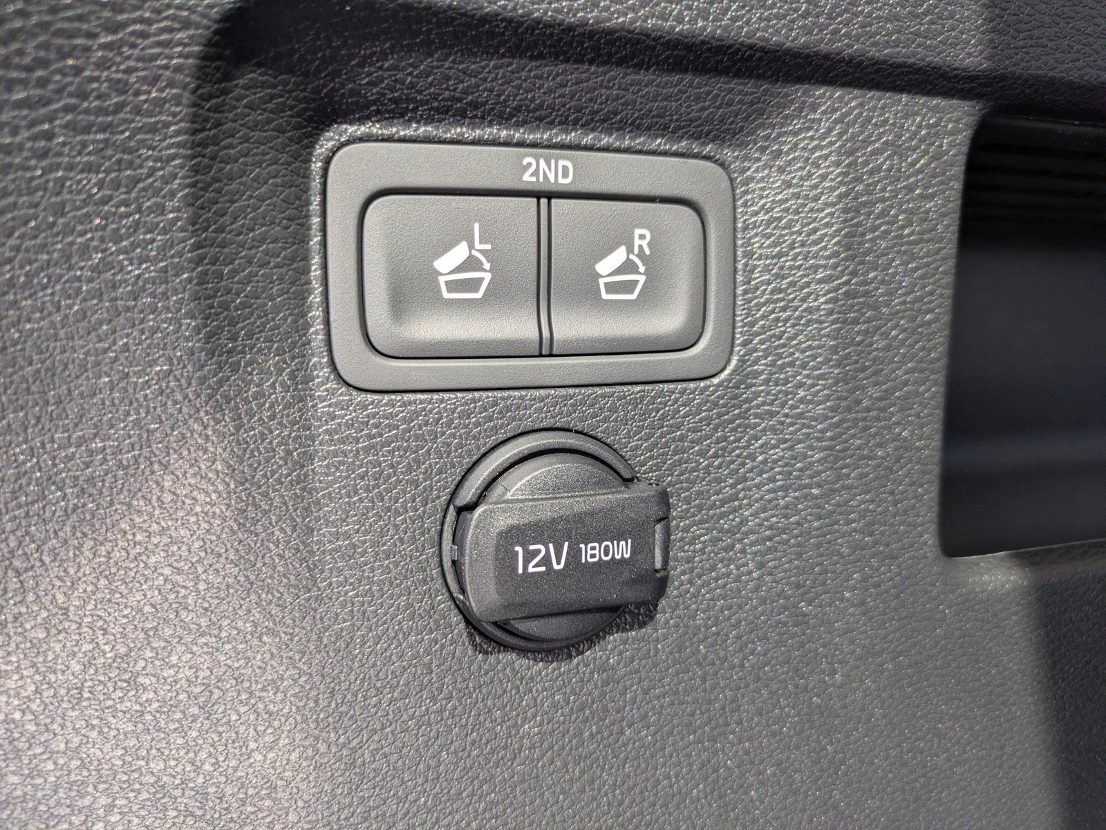 2025 Kia Telluride - Photo 15