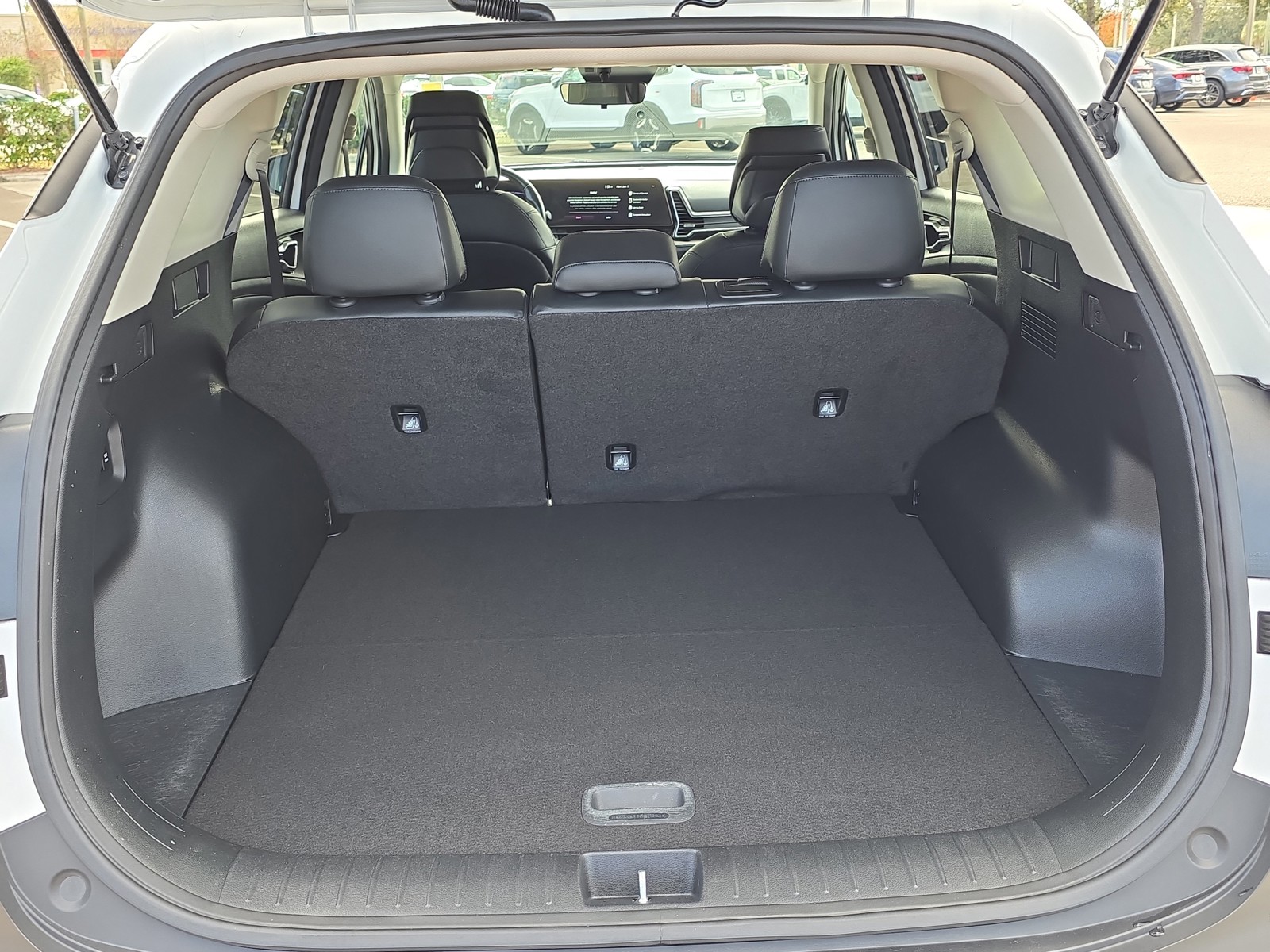 2023 Kia Sportage - Photo 12
