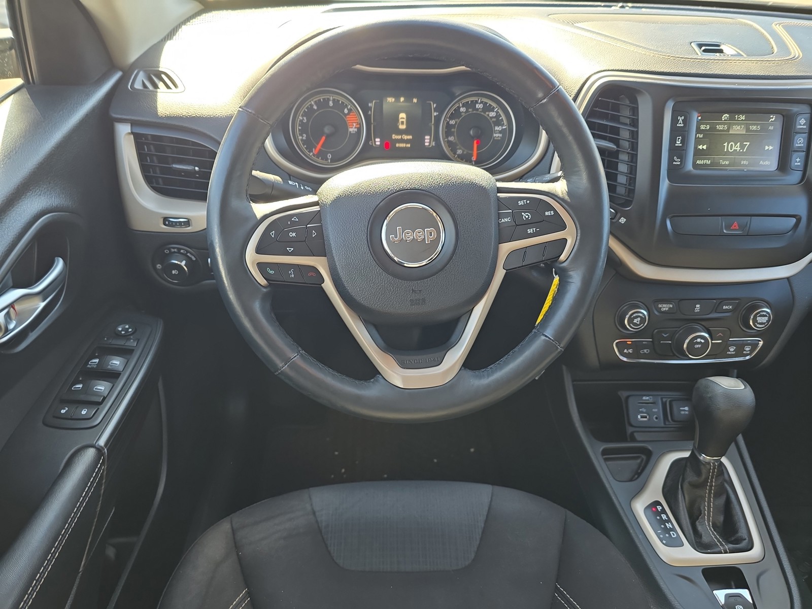 2016 Jeep Cherokee - Photo 15
