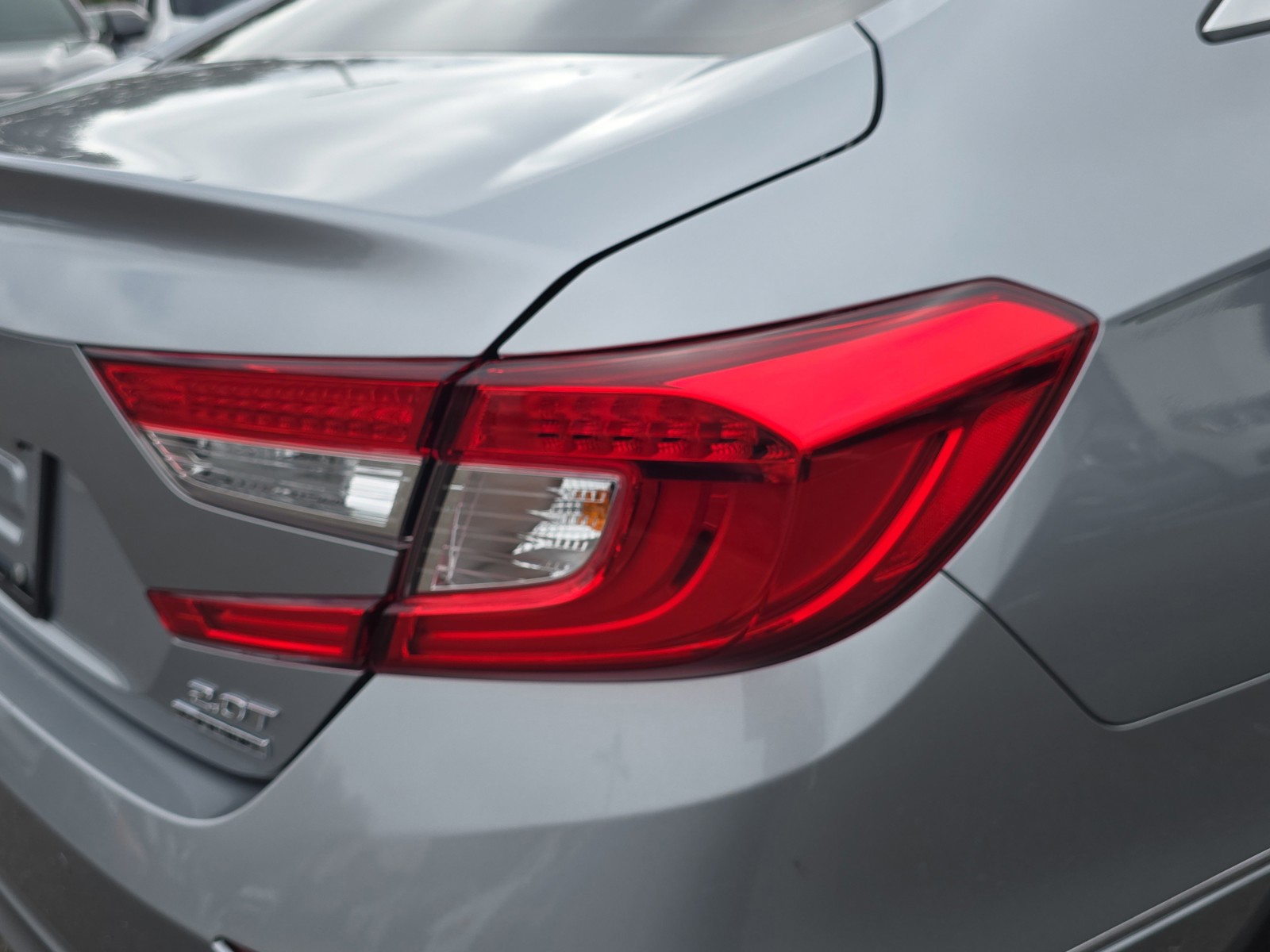 2019 Honda Accord Sedan - Photo 11