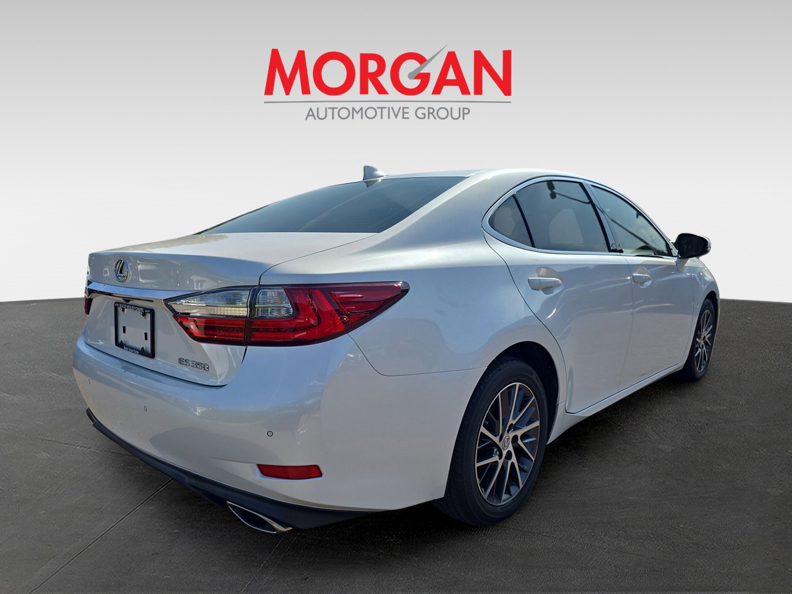 2017 Lexus ES - Photo 6