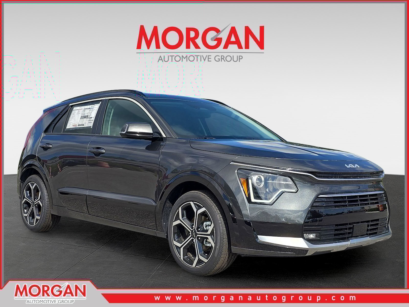 2025 Kia Niro EX Touring's photo