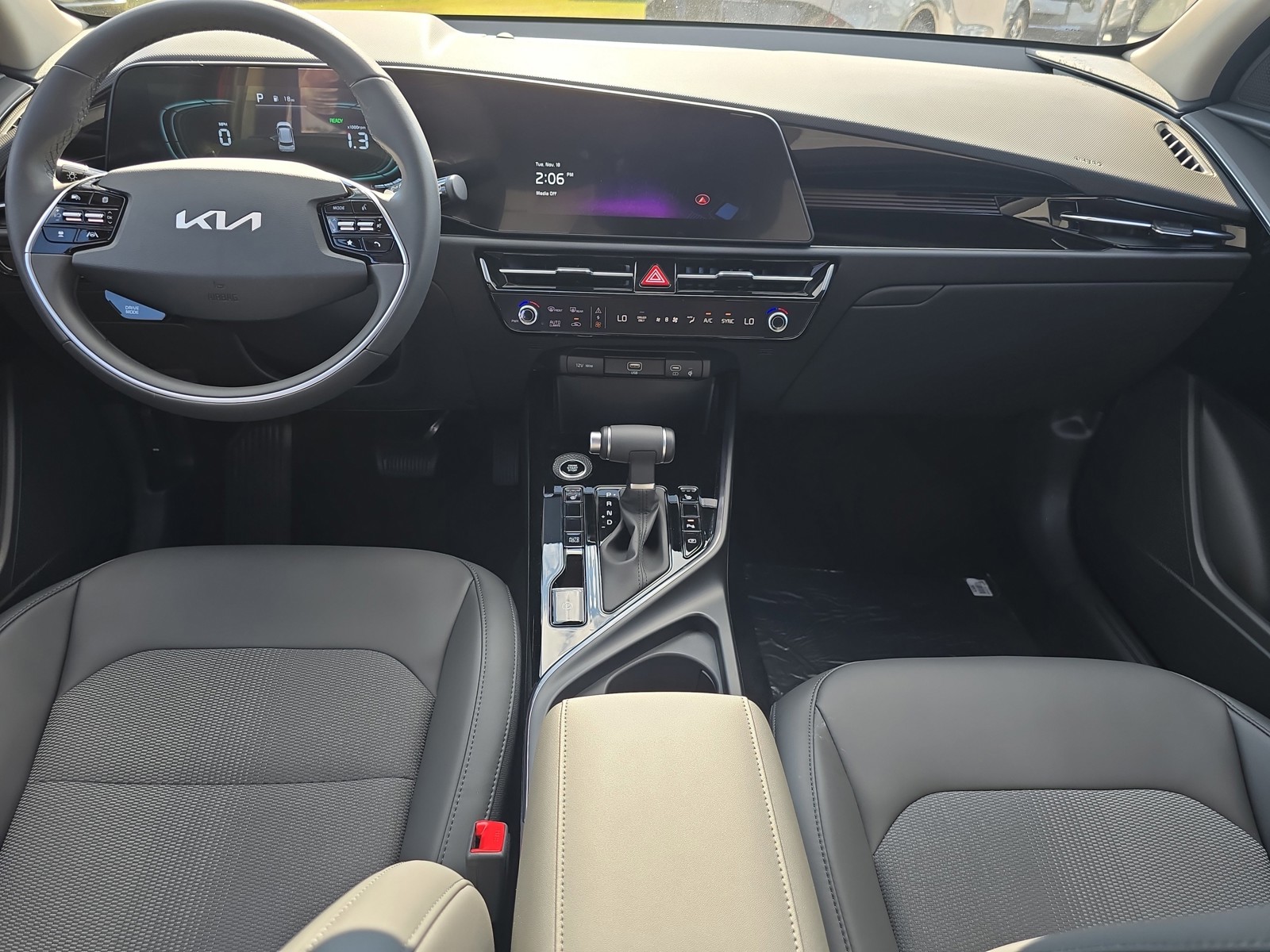 2026 Kia Niro - Photo 14
