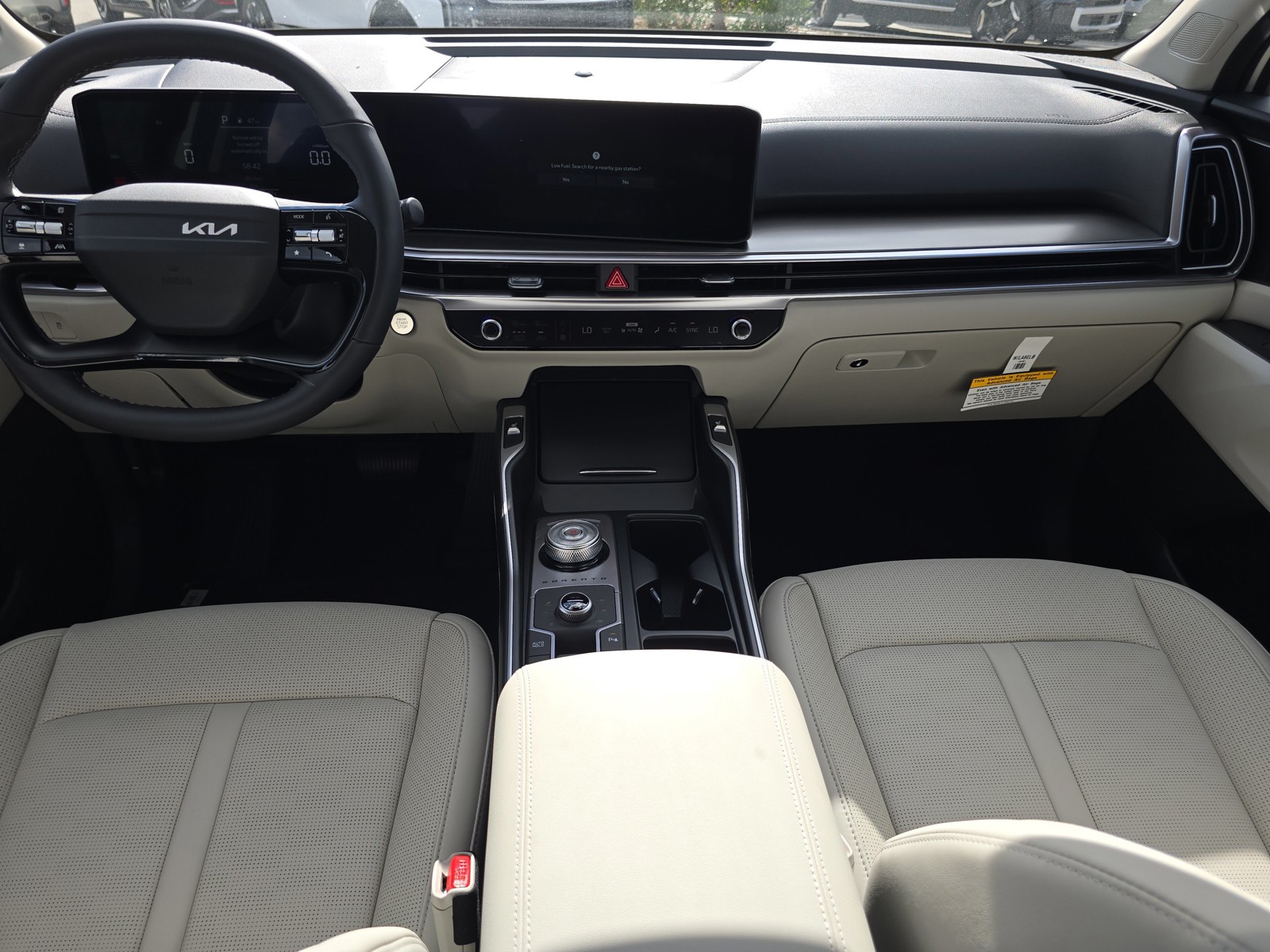 2026 Kia Sorento Hybrid - Photo 13