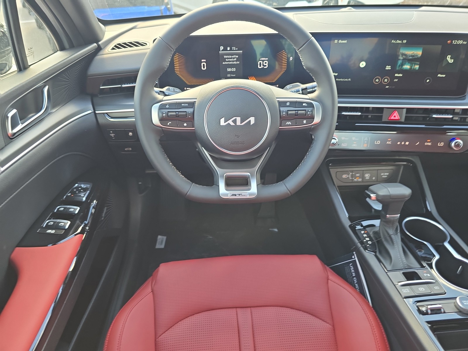 2026 Kia K5 - Photo 15