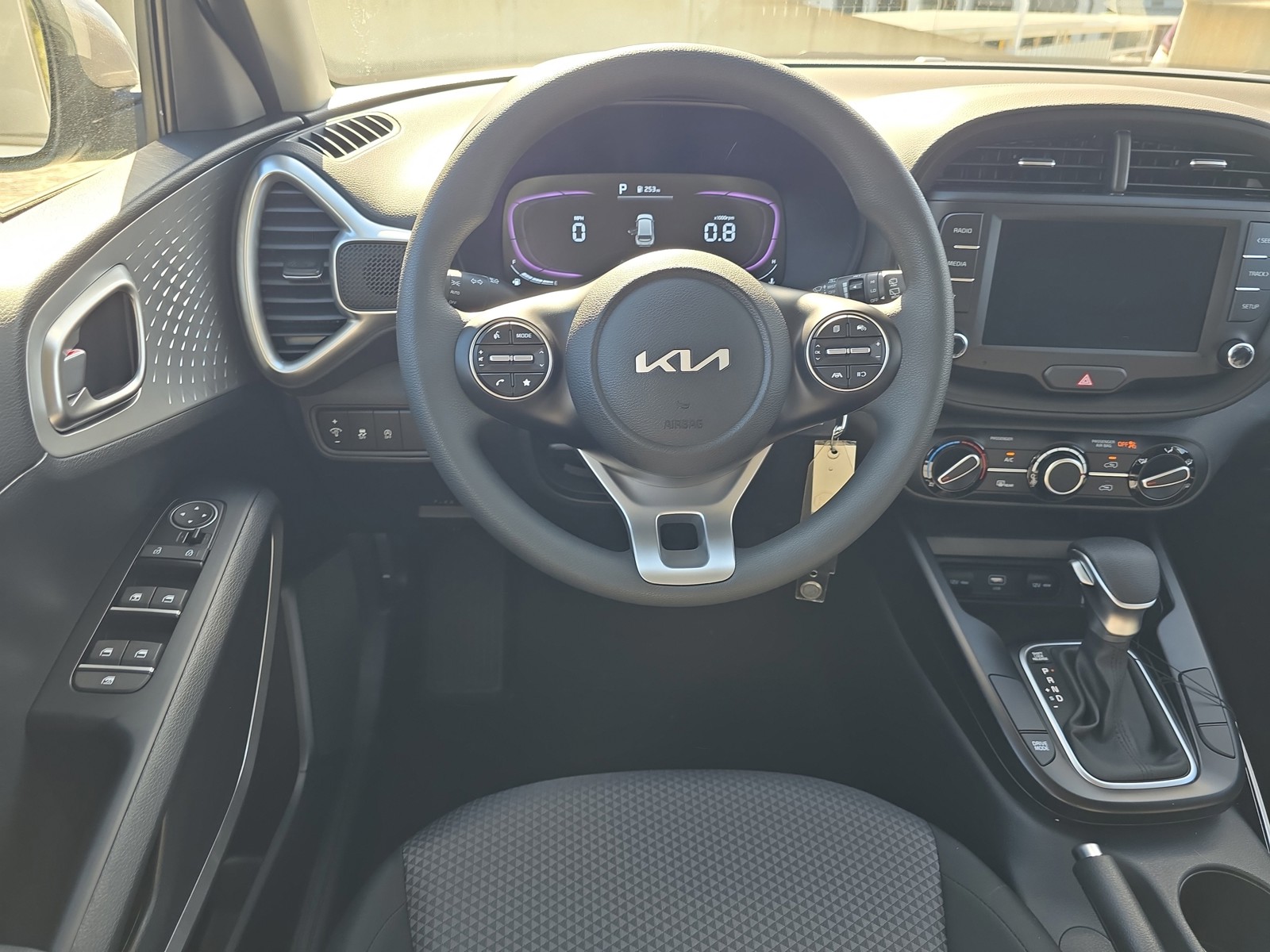 2025 Kia Soul - Photo 13