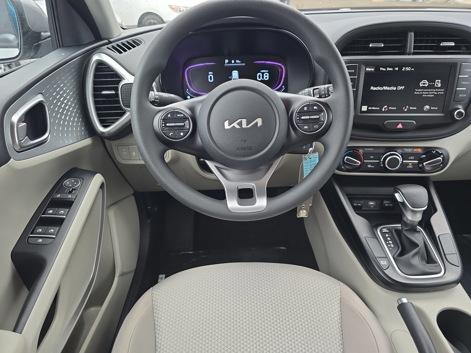 2025 Kia Soul - Photo 15