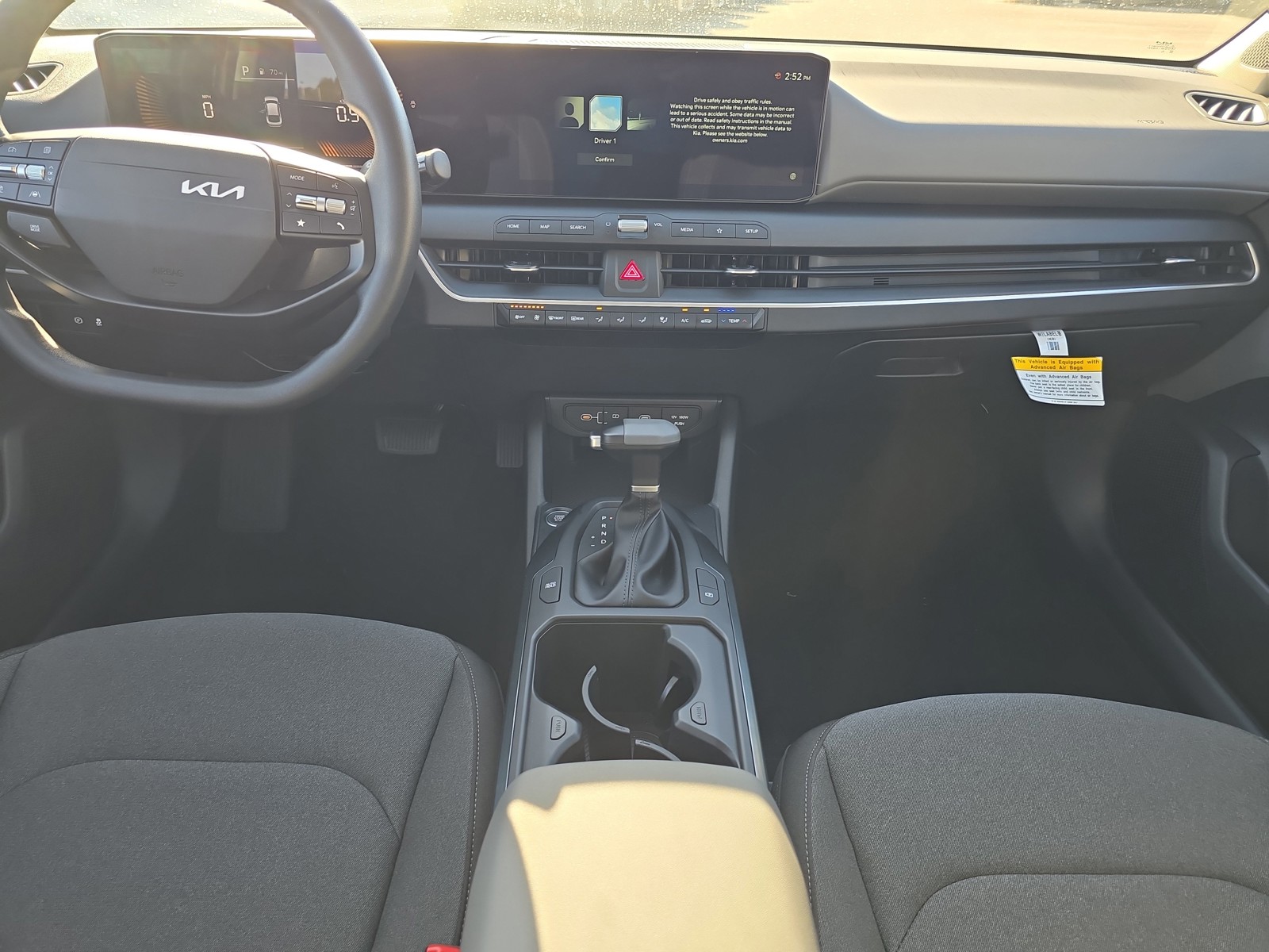 2025 Kia K4 - Photo 15