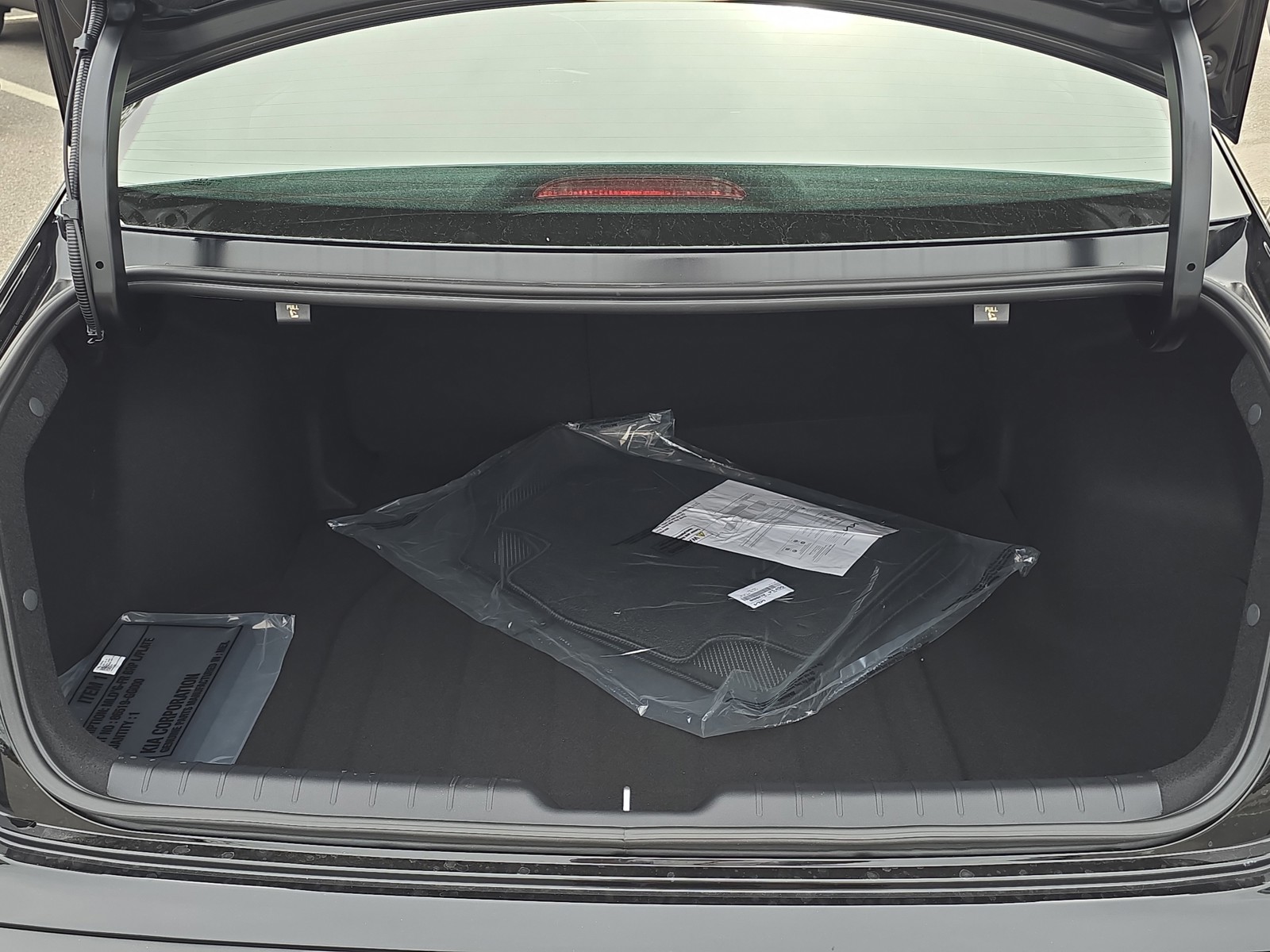 2025 Kia K4 - Photo 12