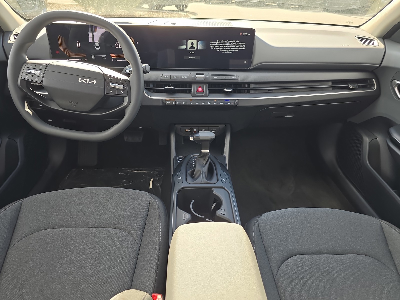 2025 Kia K4 - Photo 11