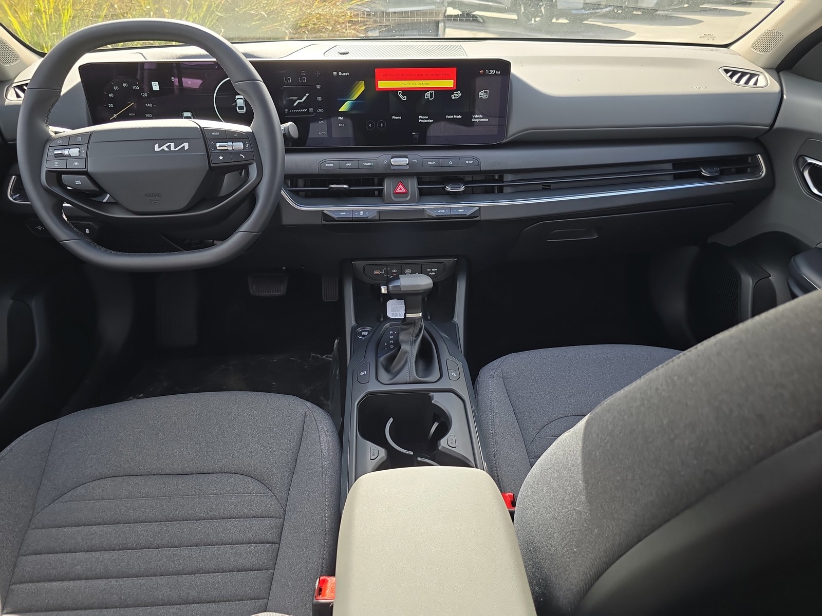2025 Kia K4 - Photo 12