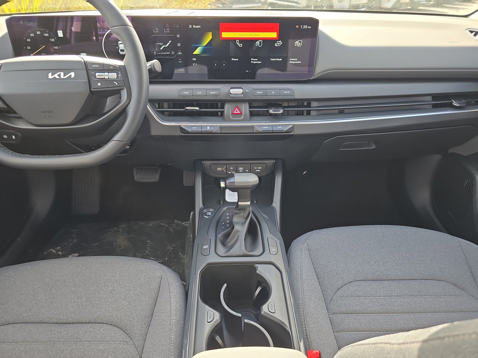 2025 Kia K4 - Photo 14