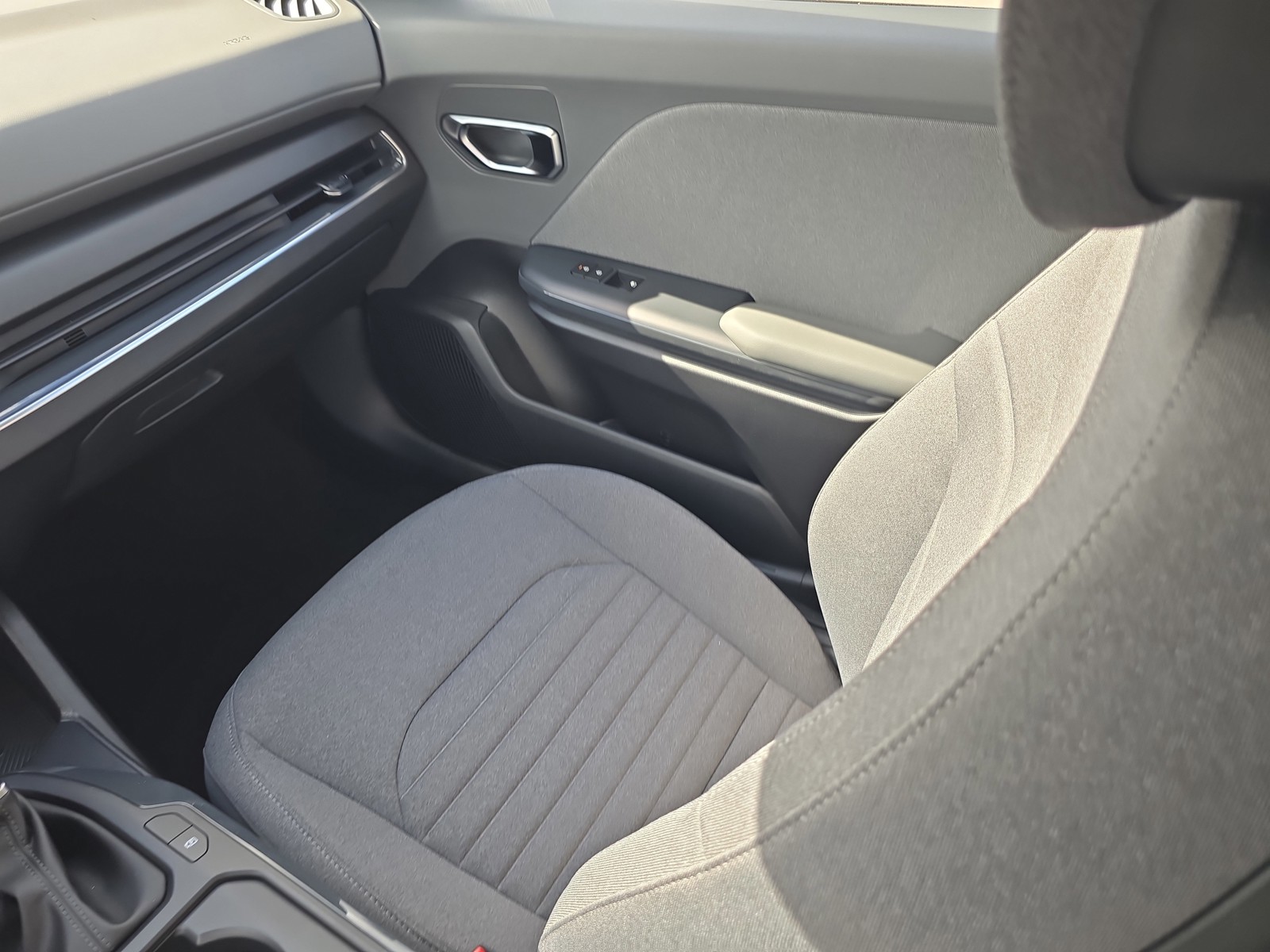 2025 Kia K4 - Photo 15