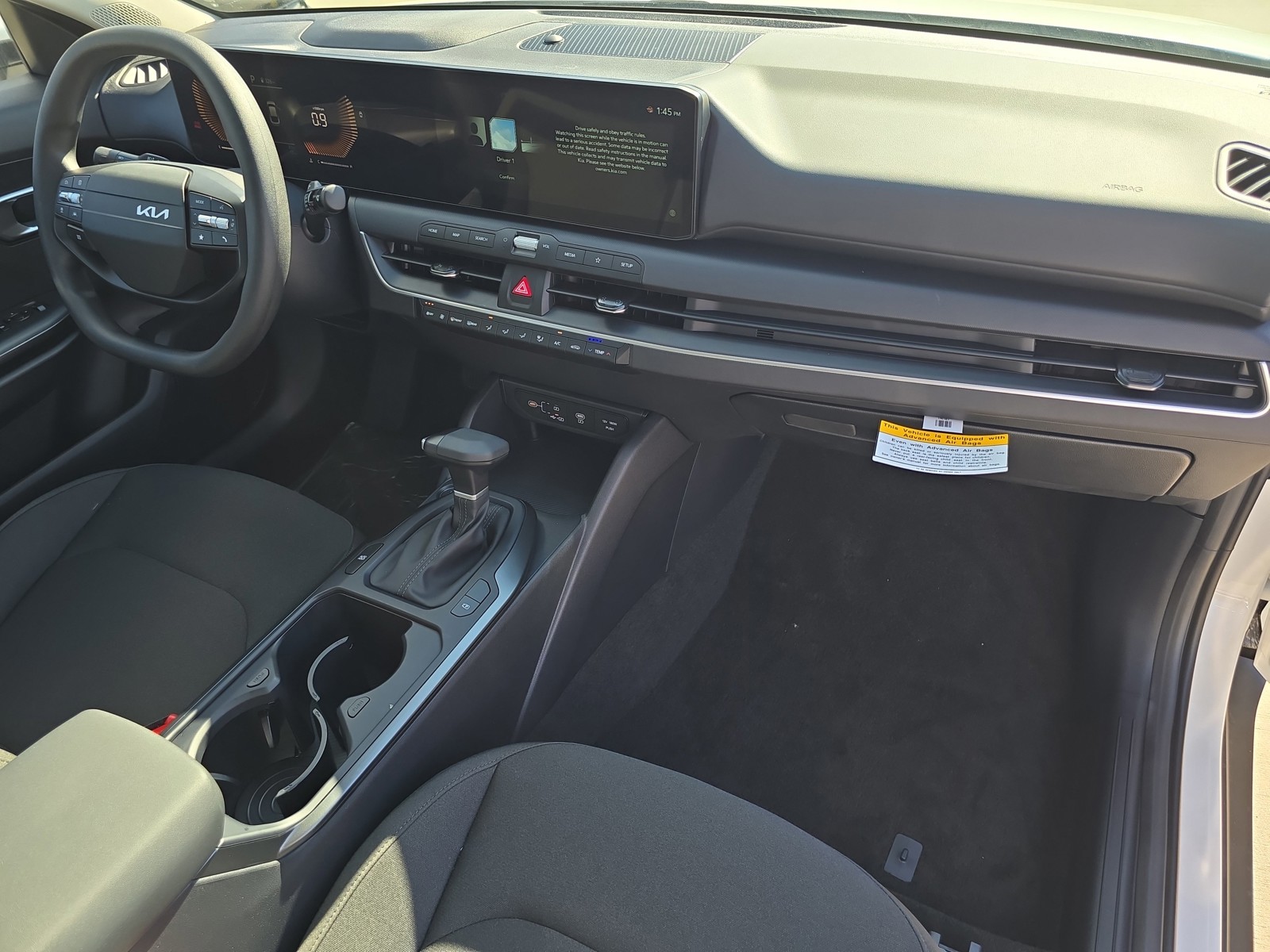 2026 Kia K4 - Photo 11