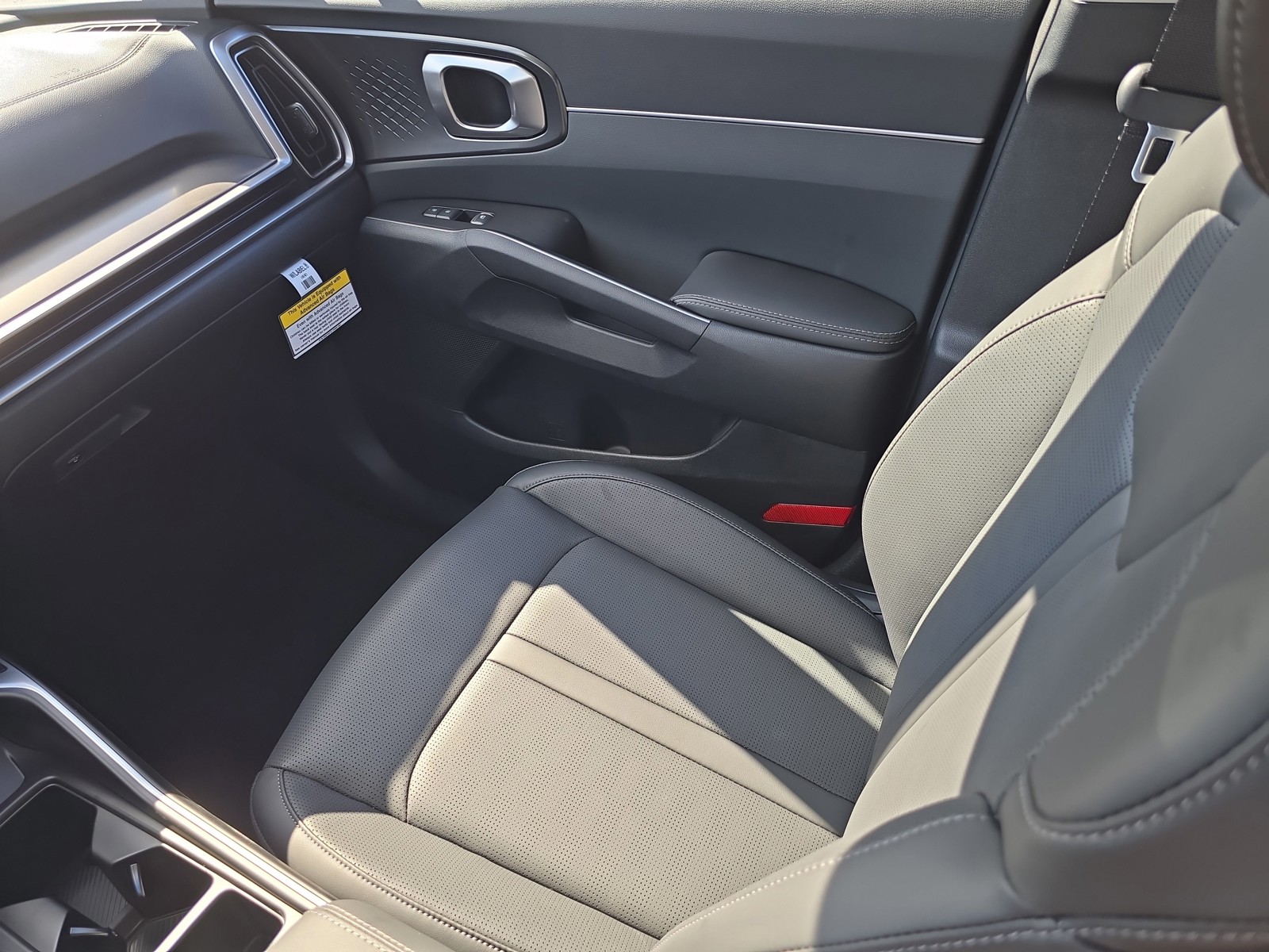 2026 Kia Sorento - Photo 15