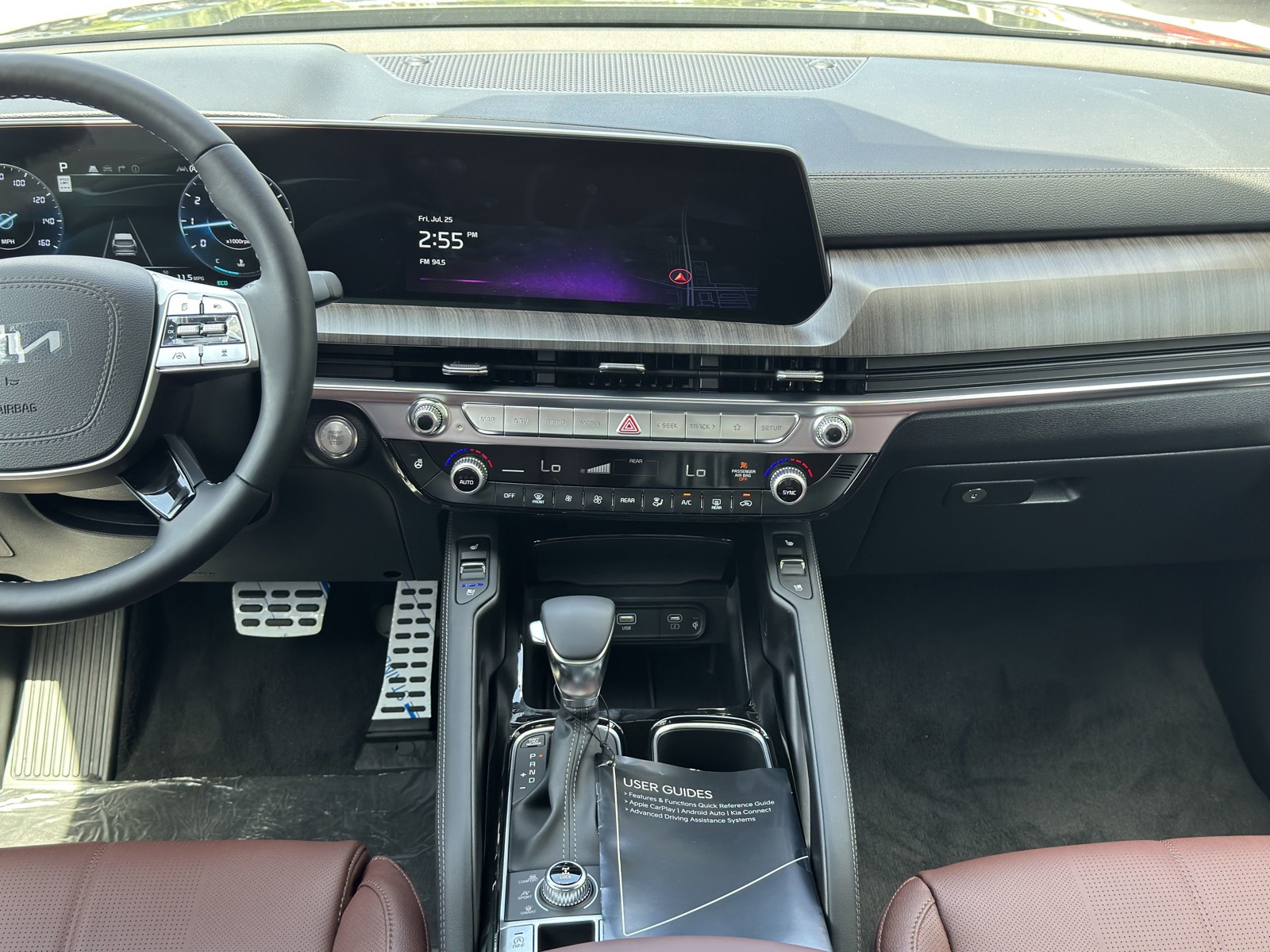 2025 Kia Telluride - Photo 15