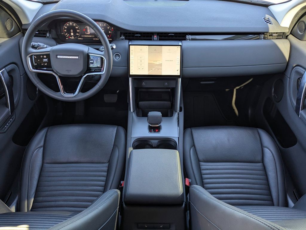 2025 Land Rover Discovery Sport - Photo 14