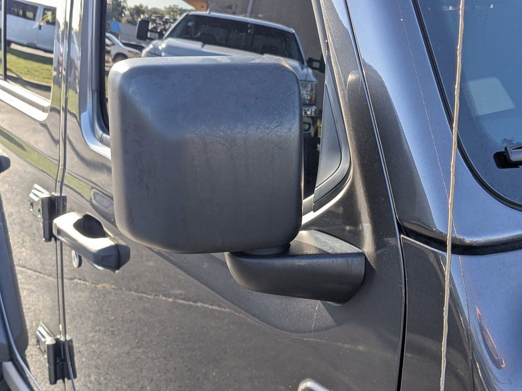 2021 Jeep Wrangler - Photo 11