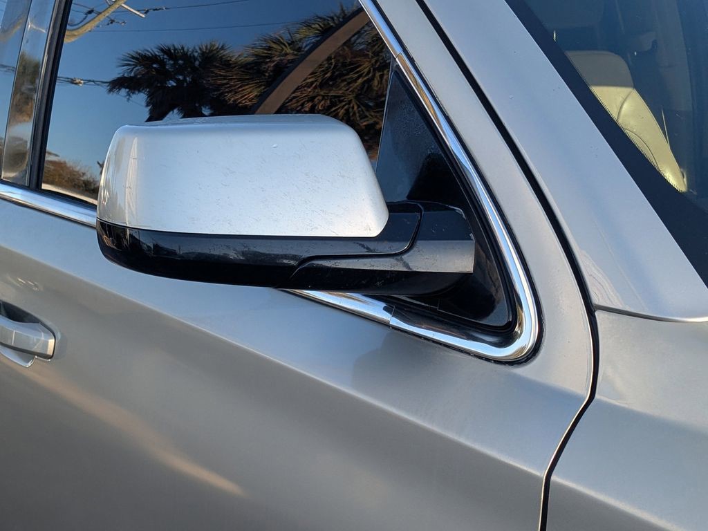 2016 Chevrolet Tahoe - Photo 11