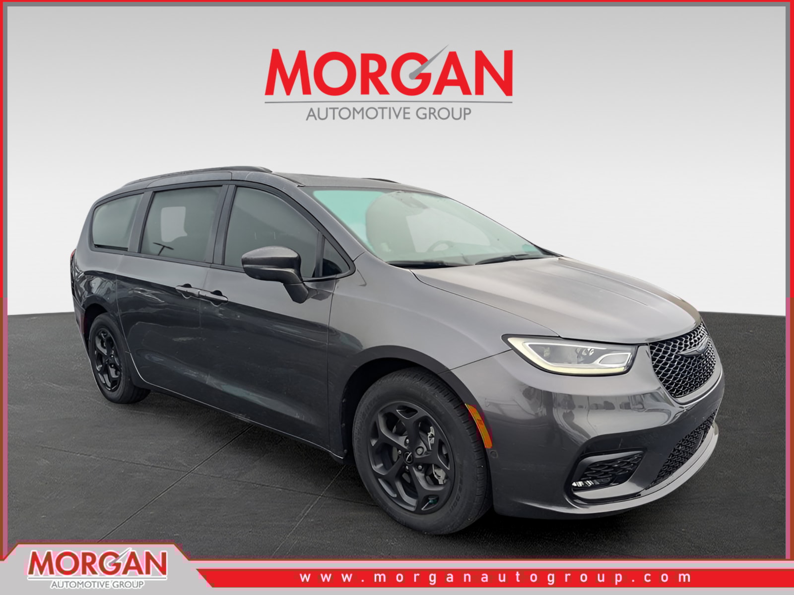 2021 Chrysler Pacifica Hybrid Limited's photo