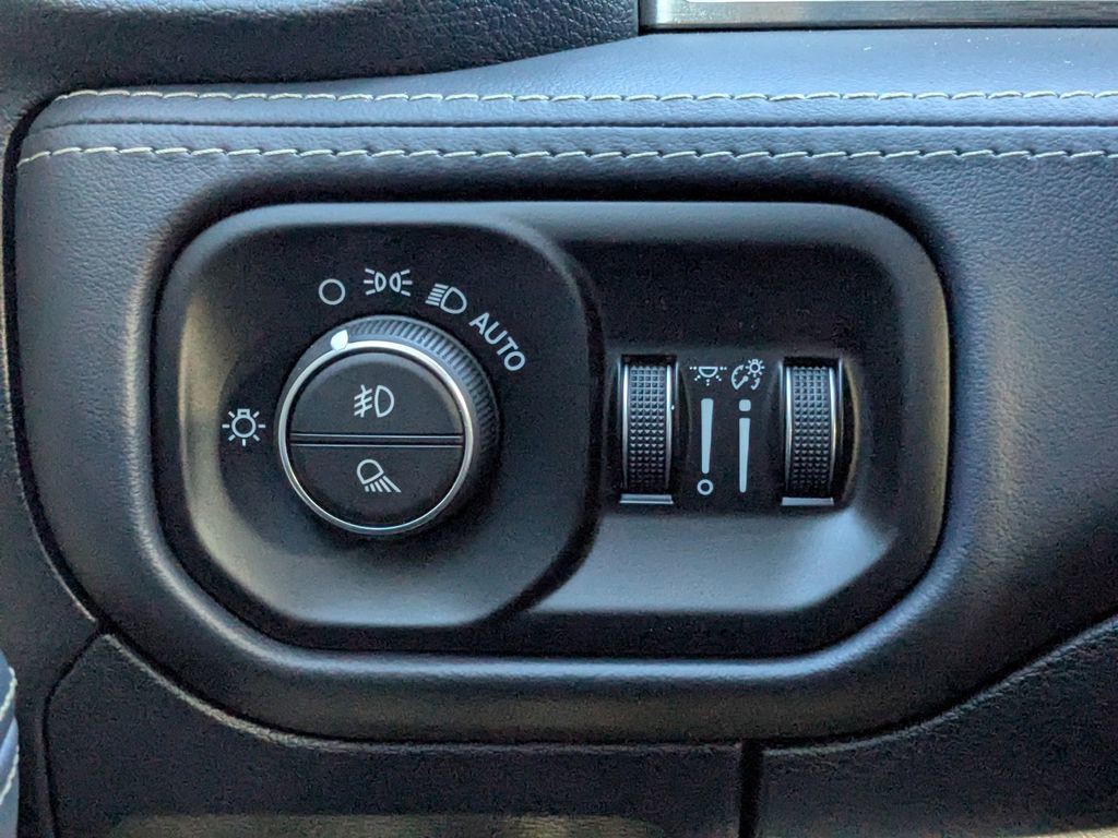 2021 Ram 1500 - Photo 22