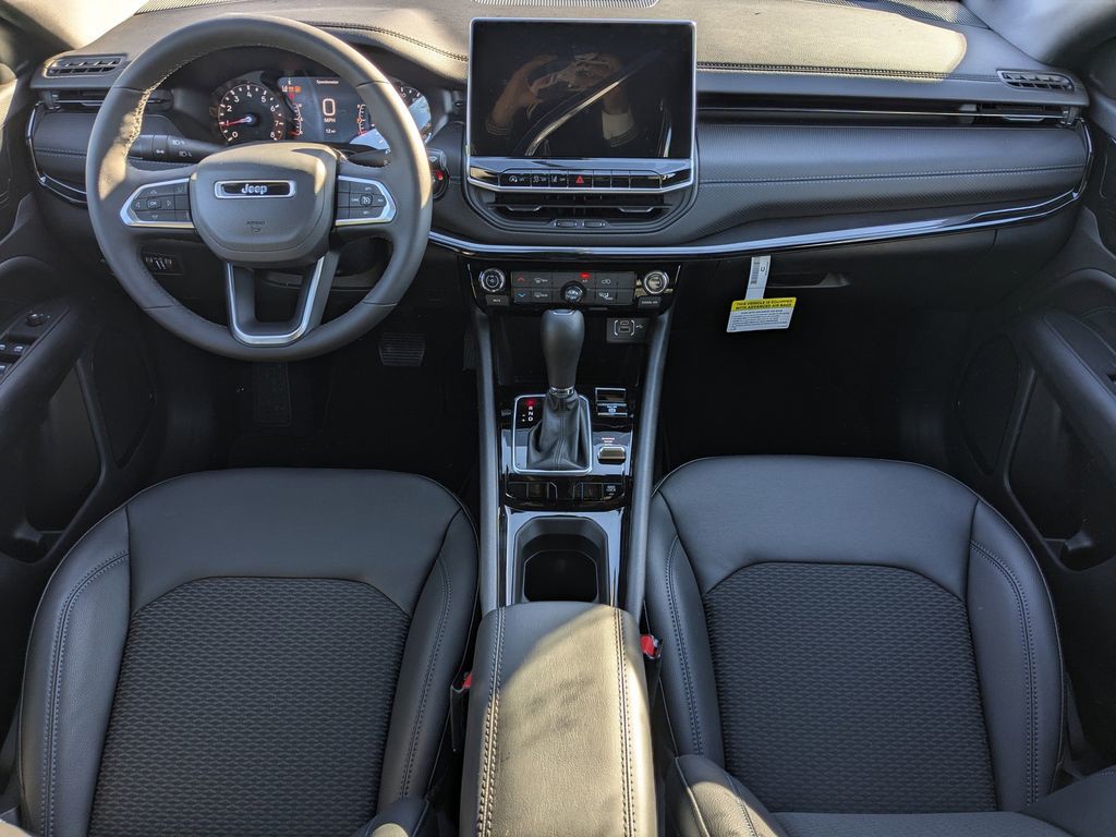 2026 Jeep Compass - Photo 14