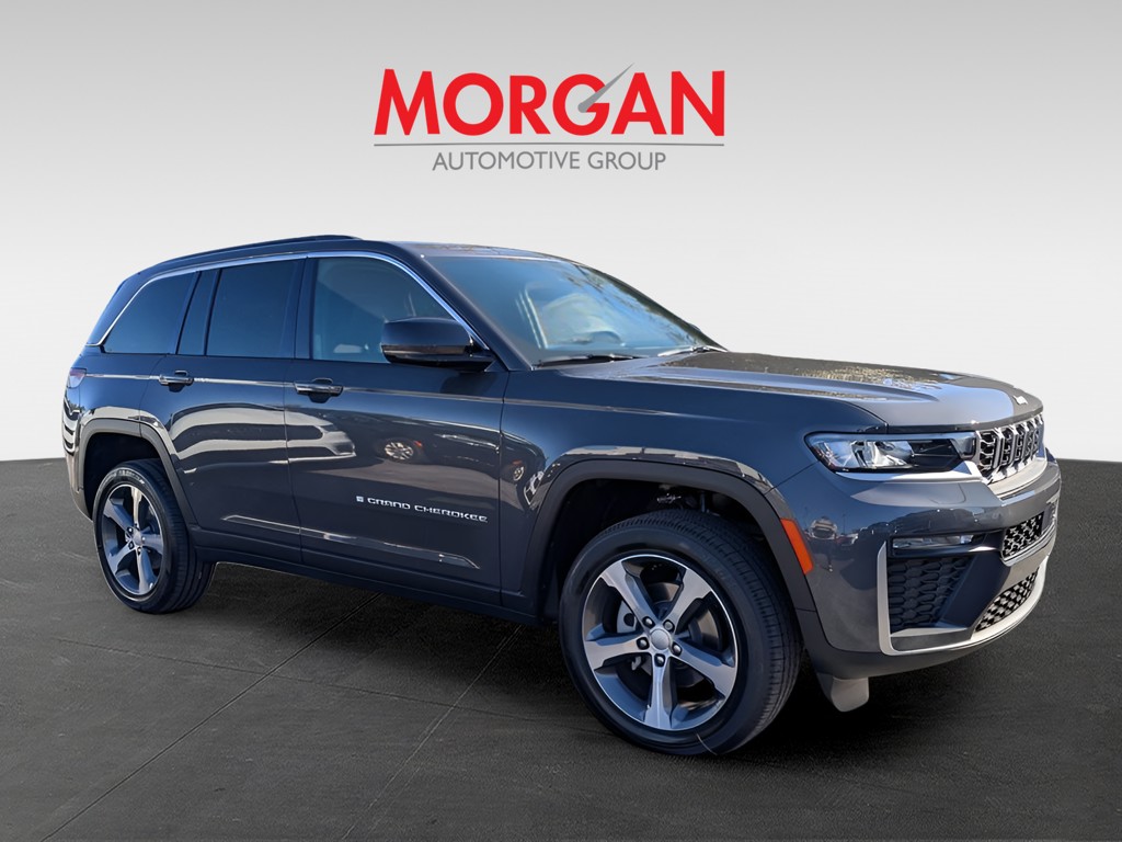 2026 Jeep Grand Cherokee - Photo 2