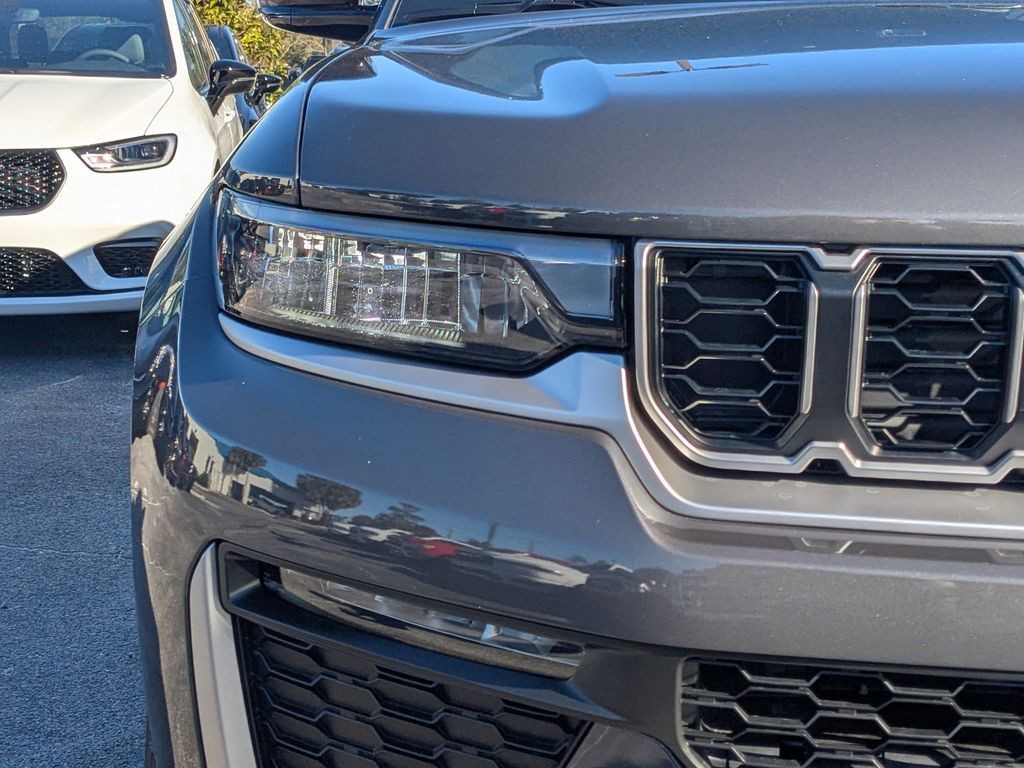 2026 Jeep Grand Cherokee - Photo 9