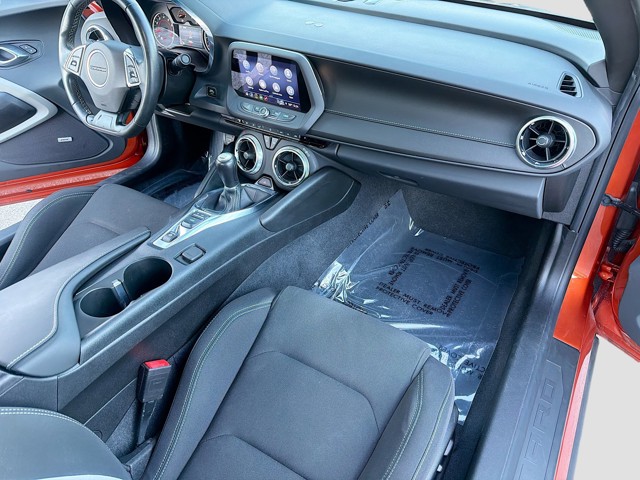 2023 Chevrolet Camaro - Photo 12