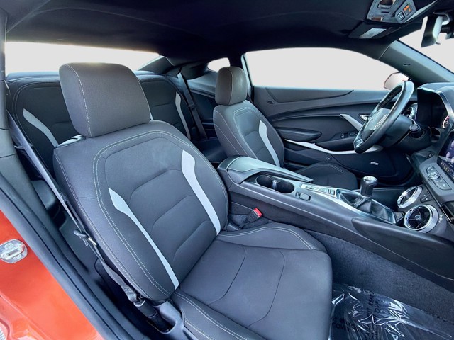 2023 Chevrolet Camaro - Photo 13