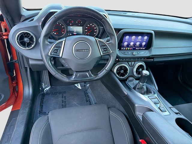 2023 Chevrolet Camaro - Photo 15