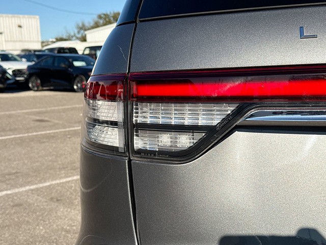 2023 Lincoln Aviator - Photo 10