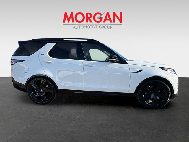 2026 Land Rover Discovery - Photo 8