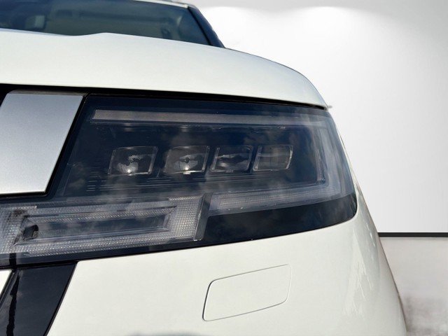 2026 Land Rover Range Rover - Photo 9