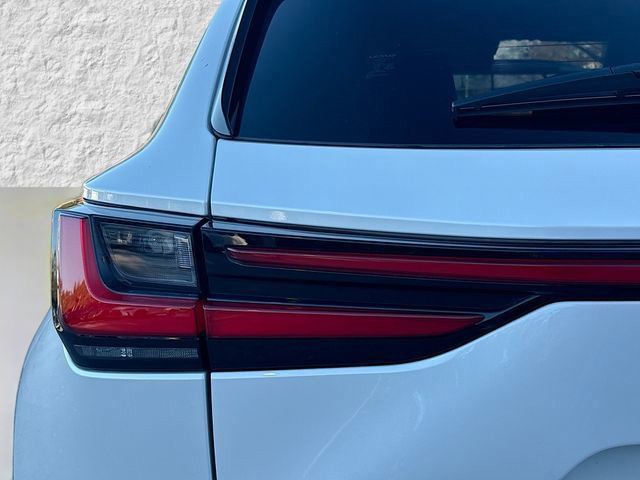2024 Lexus NX - Photo 10
