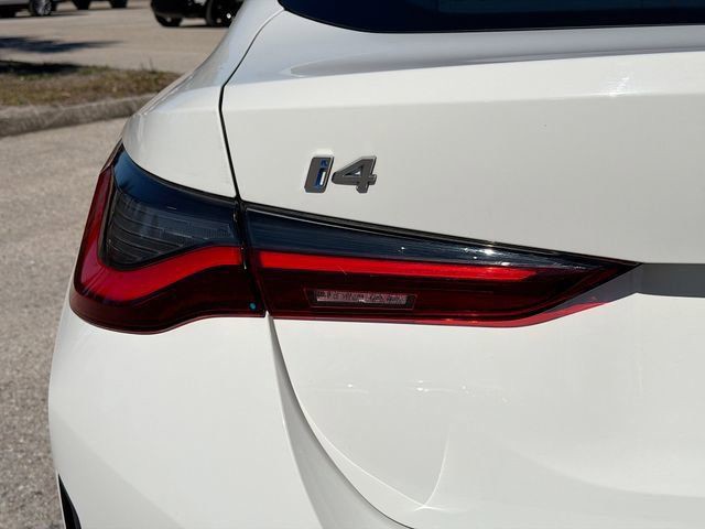2023 BMW i4 - Photo 10
