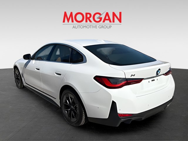 2023 BMW i4 - Photo 5