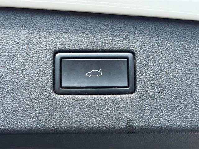 2020 Volkswagen Tiguan - Photo 13