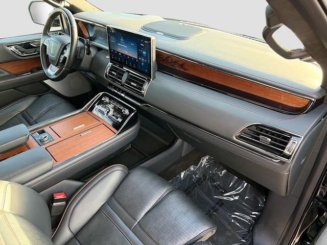 2024 Lincoln Navigator - Photo 15