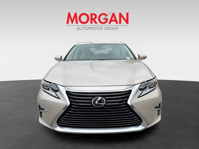 2018 Lexus ES - Photo 3