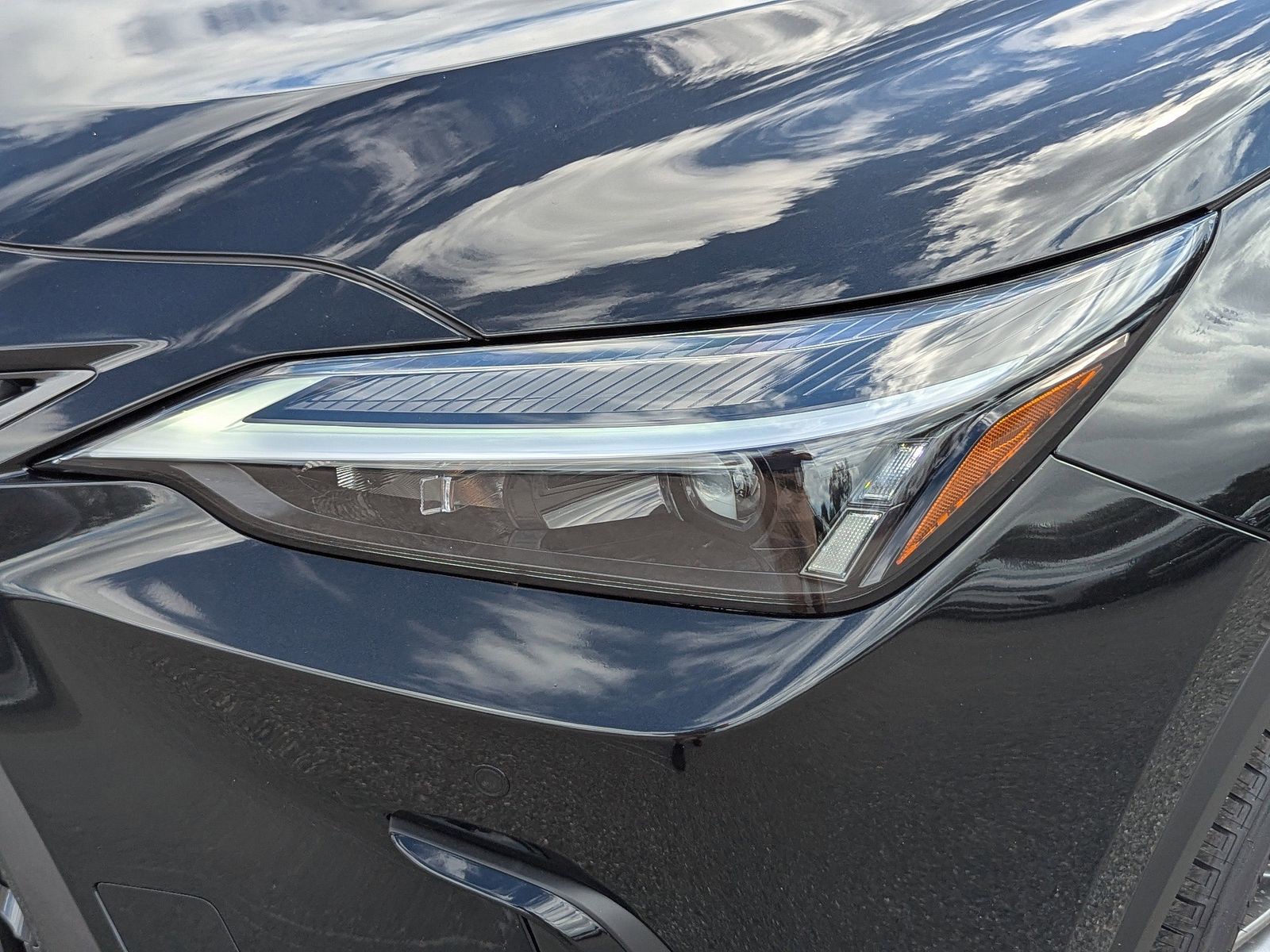 2026 Lexus NX - Photo 9