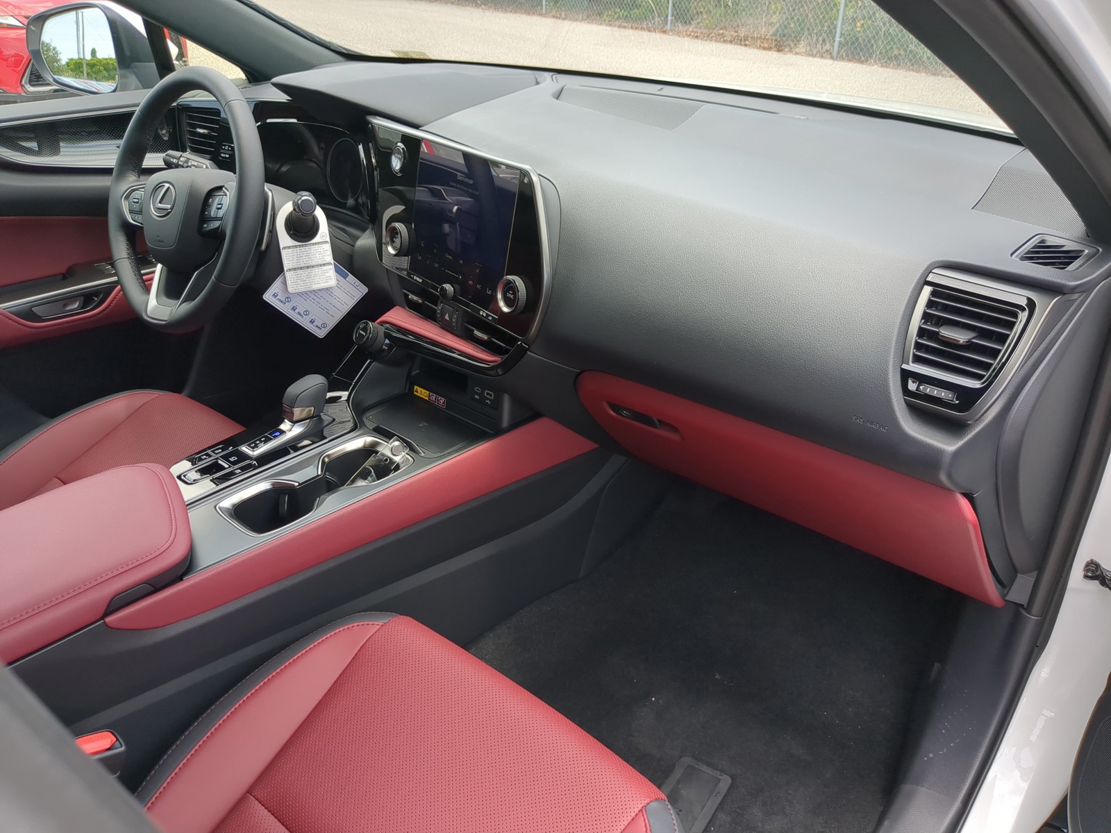 2025 Lexus NX - Photo 12