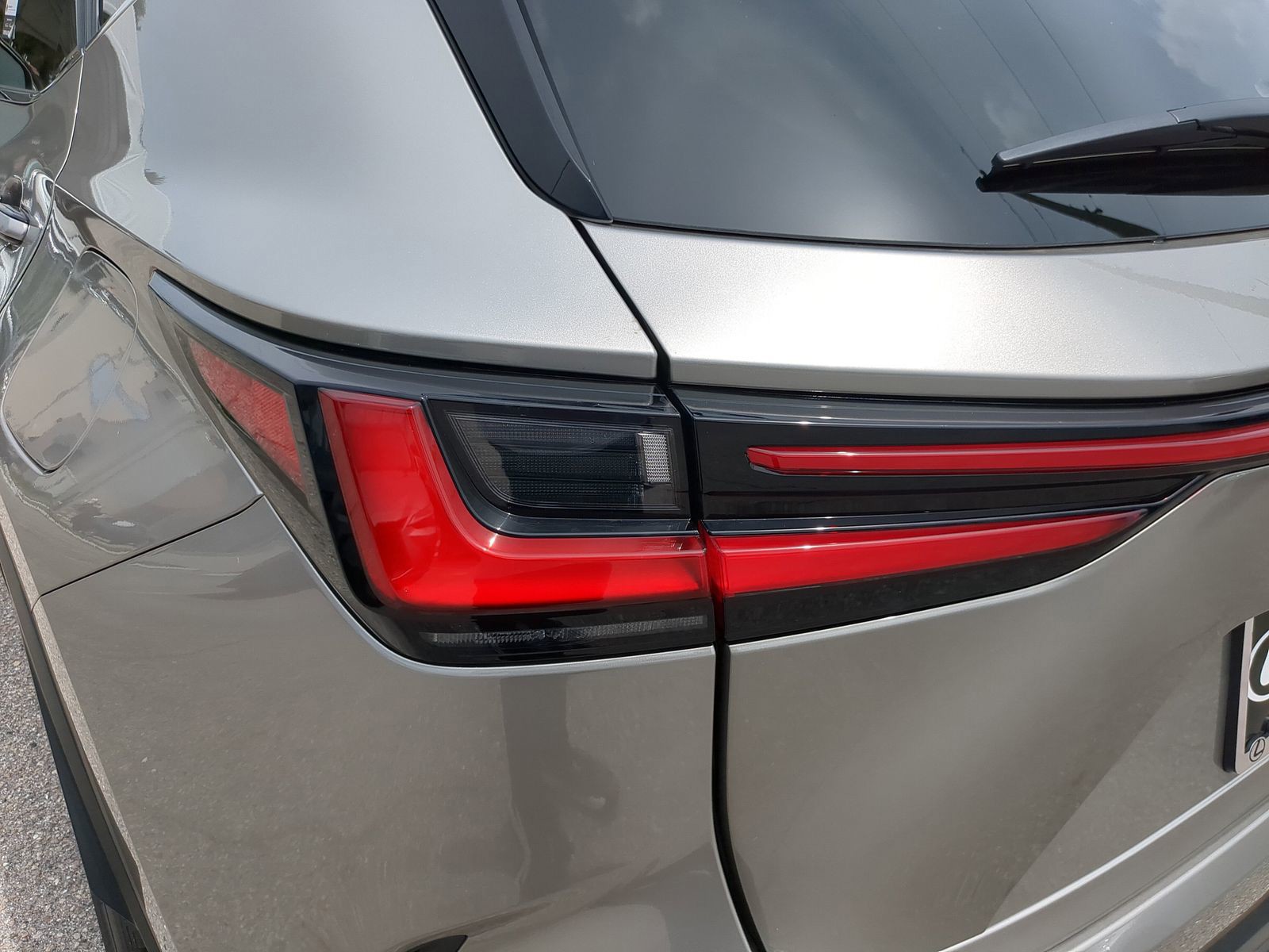 2025 Lexus NX - Photo 10