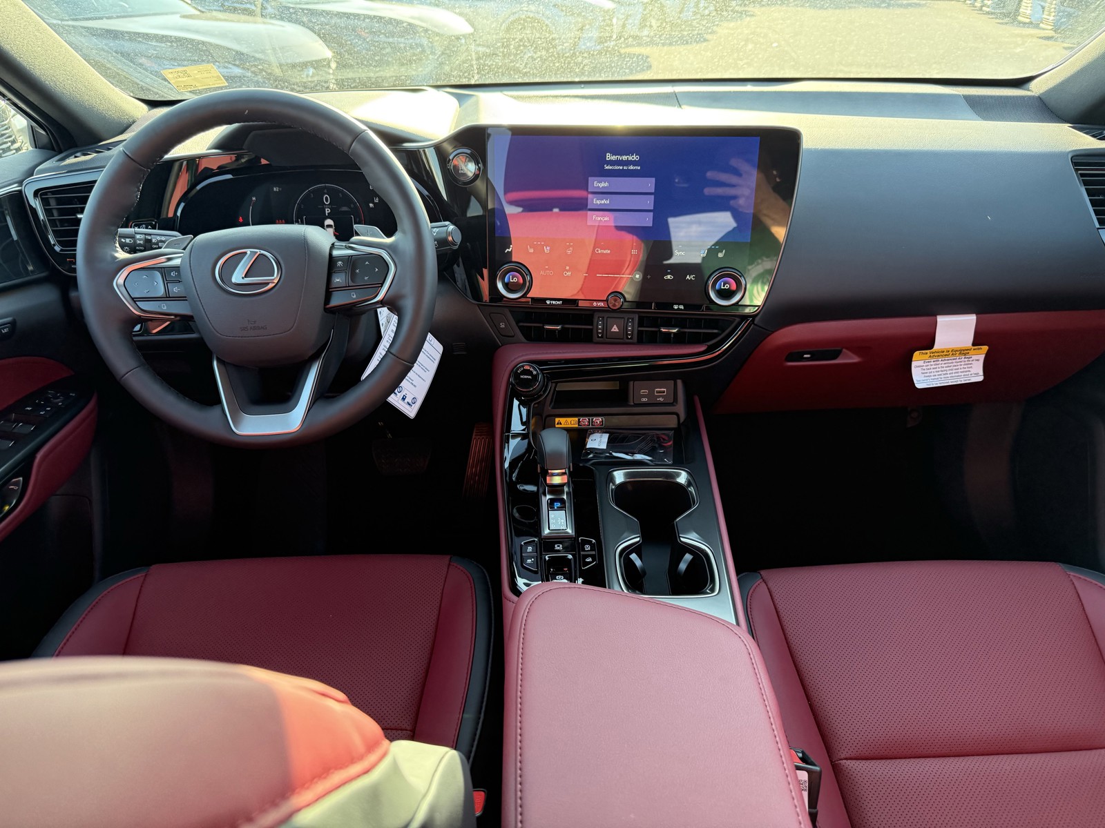 2025 Lexus NX - Photo 13