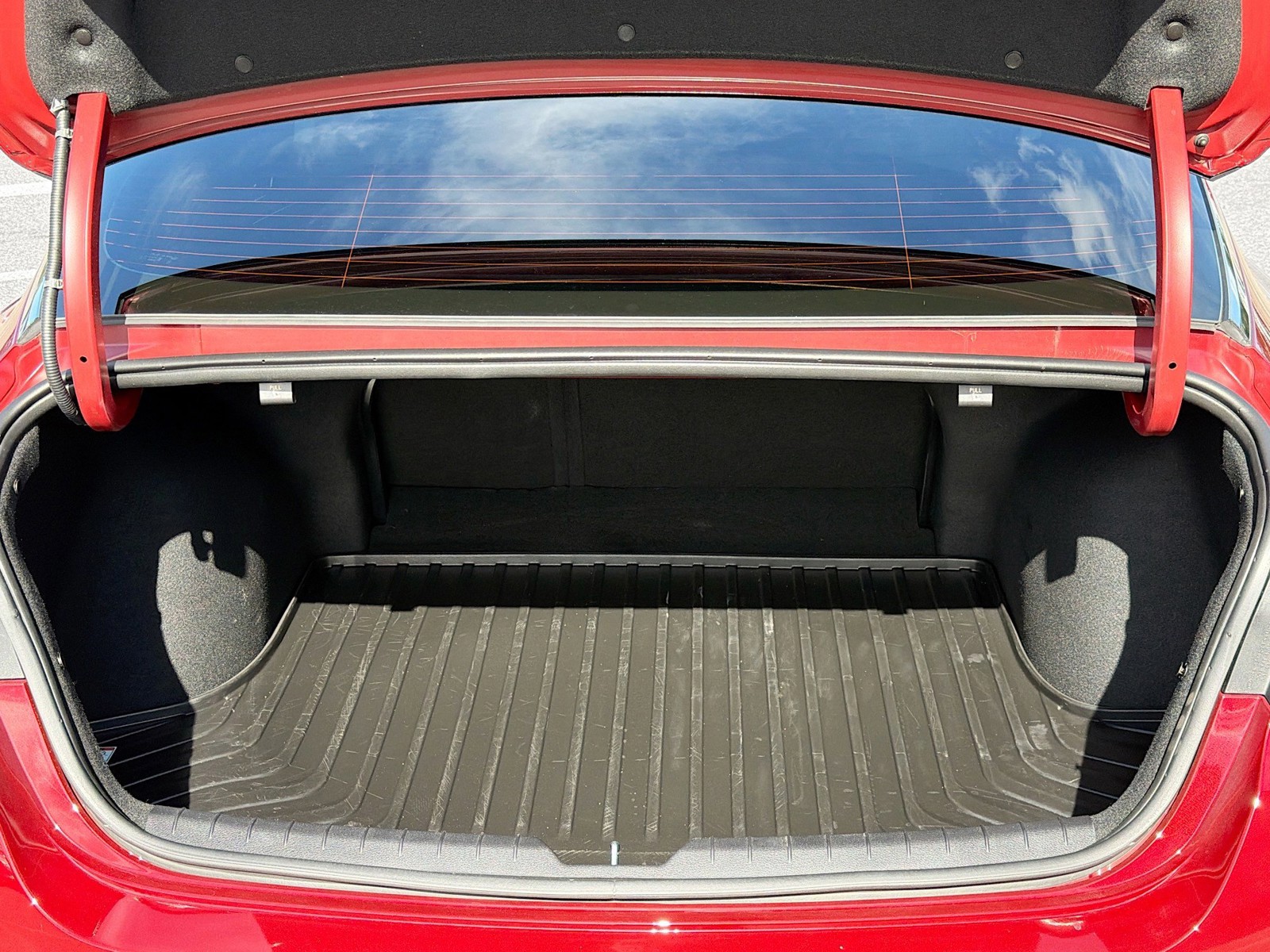 2022 Kia K5 - Photo 12