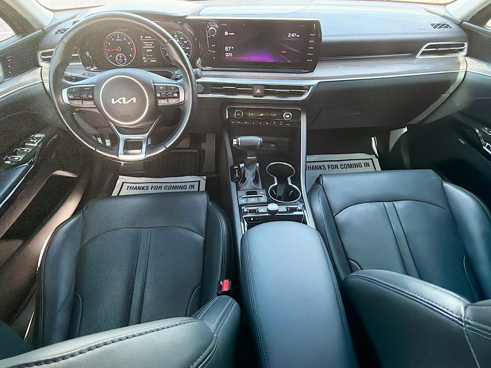 2022 Kia K5 - Photo 15