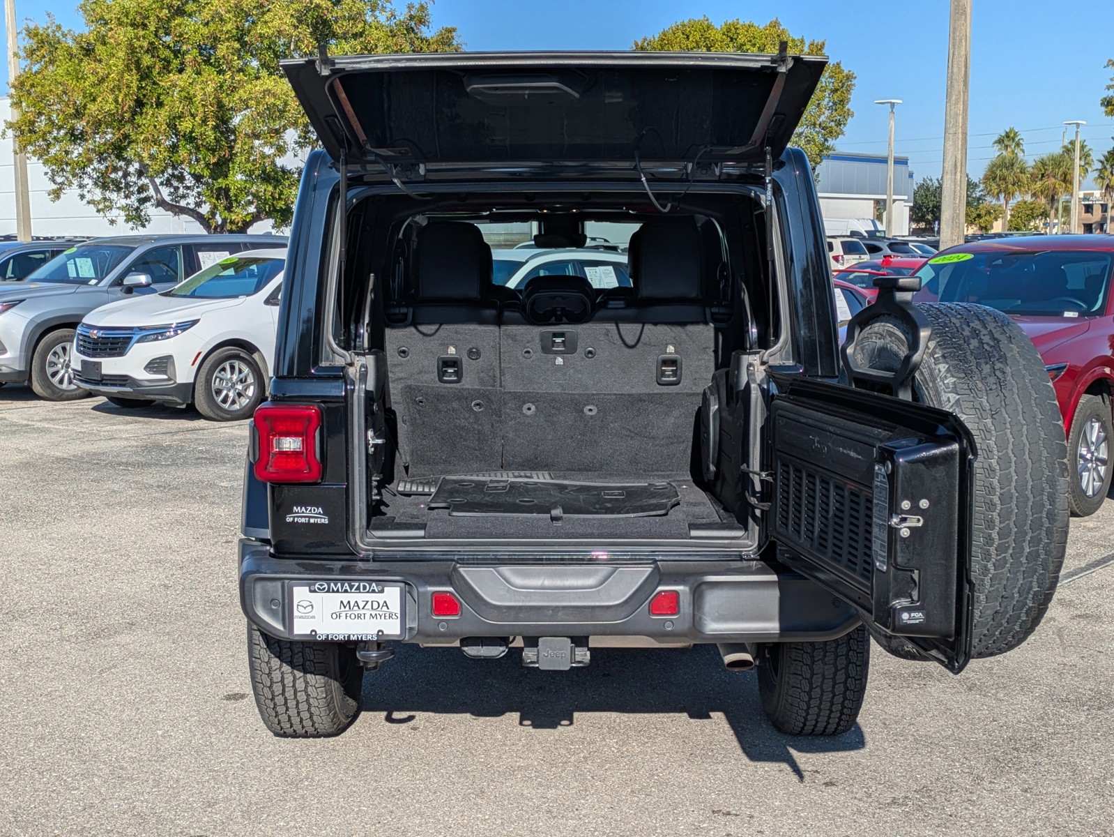 2021 Jeep Wrangler - Photo 13