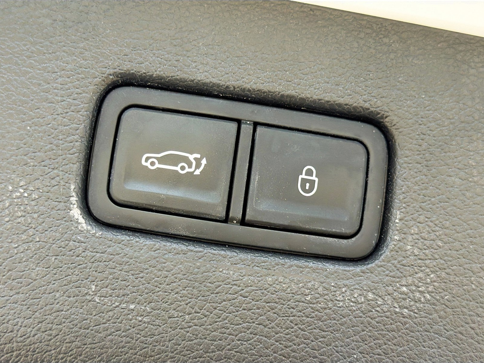 2024 Genesis GV80 - Photo 14